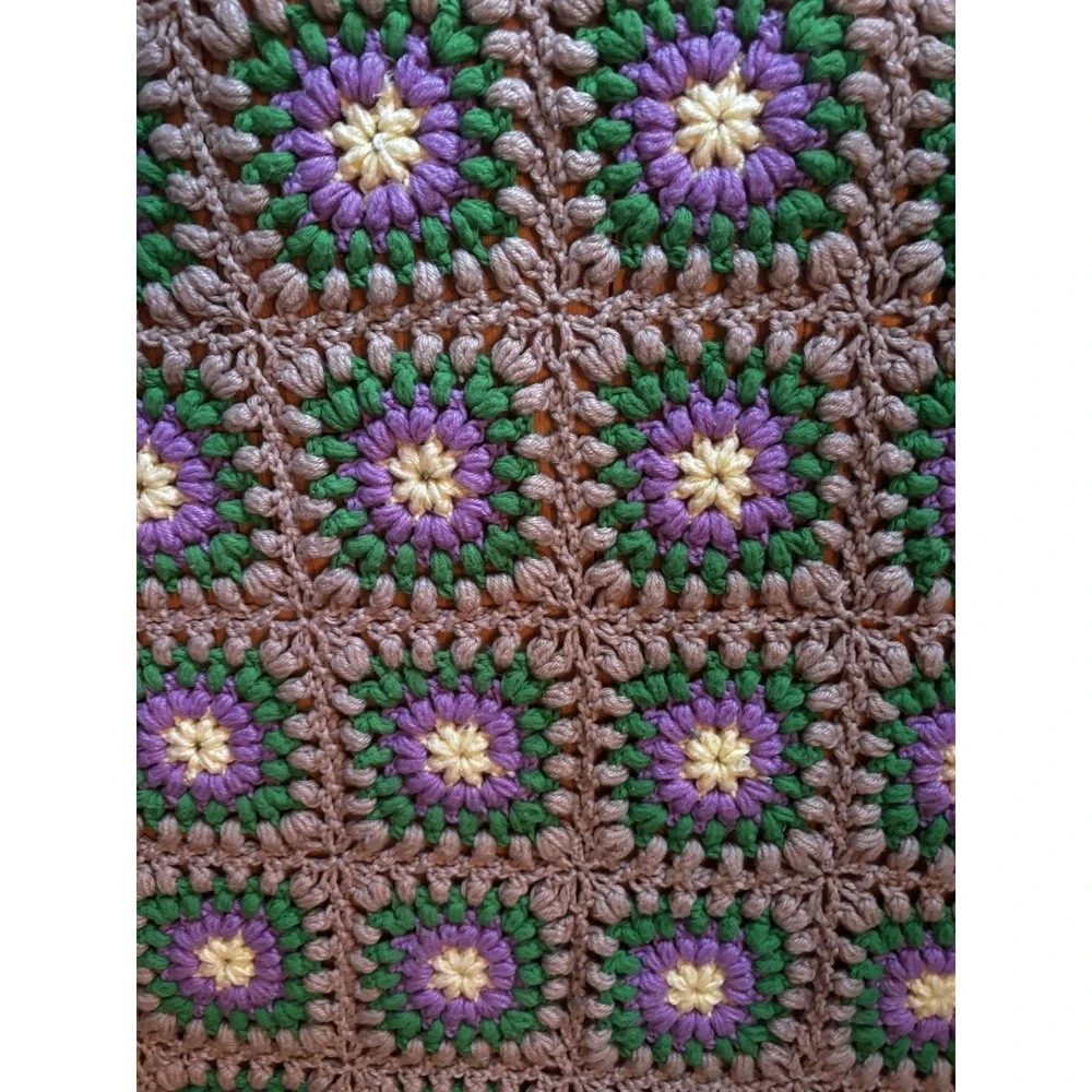 Handmade Crocheted Granny Square Colorful Flower Knit Afghan‎ Vintage Blanket